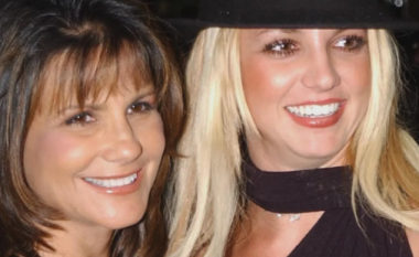 “E lumtur që pas 14 vitesh mund të pimë kafe së bashku” – Britney Spears thyen heshtjen pas takimit me të ëmën