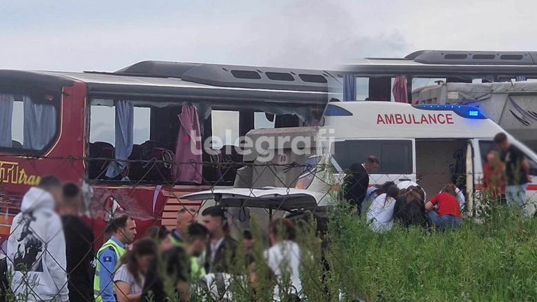 30 të lënduar në autobusin që transportonte nxënës, aksidentohet me një kamion dhe veturë në magjistralen Prishtinë-Pejë