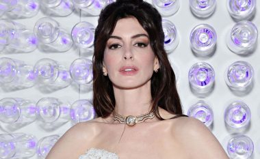 E cilësuar si ‘e mira e Hollywoodit’, Anne Hathaway kritikohet për sjelljet e saja gjatë një interviste