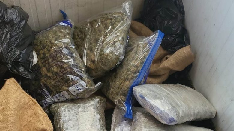Operacioni policor “Guri”, arrestohen gjashtë persona të dyshuar dhe sekuestrohen mbi 12 kg marihuanë