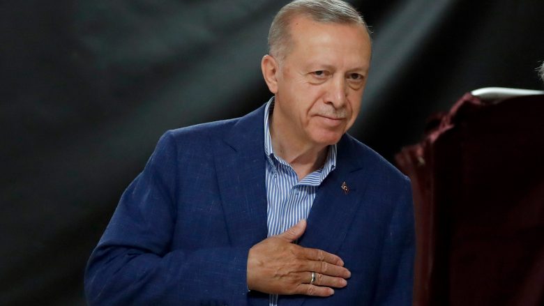 Erdogan nuk ka fituar zyrtarisht – por kjo nuk e ka penguar një lider botëror ta urojë atë