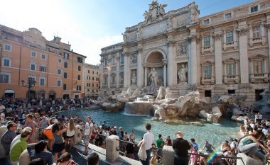 Italia është mbretëresha e turizmit dhe për shkeljen e këtyre nëntë rregullave pasojnë dënime të rënda