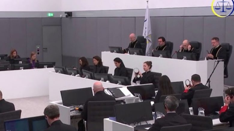 Dëshmitari i tetë fillon dëshminë në gjykimin ndaj Thaçit dhe të tjerëve