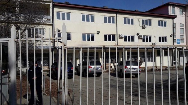 Dorëheqja e serbëve – Gjykata e Mitrovicës drejt normalitetit, Prokuroria jo
