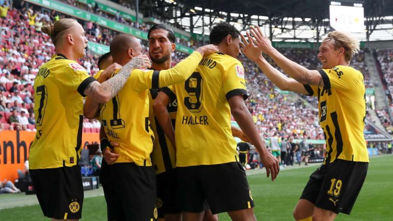 Dortmundi rikthehet si lider i Bundesligas me fitoren ndaj Augsburgut