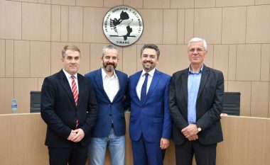 Radoniqi uron mbarësi dhe zgjedhje të suksesshme në Shqipëri
