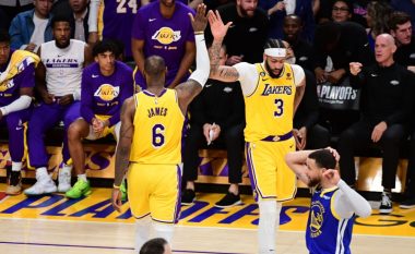 LA Lakers dhe Miami Heat shkojnë në finale të konferencave