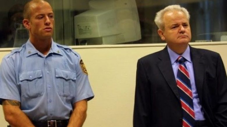 Dita kur gjykata konfirmoi padinë kundër Slobodan Milosheviqit