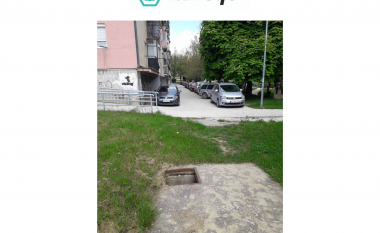Mungon kapaku i një pusete në një lagje të Prishtinës, qytetarët raportojnë se kjo paraqet rrezik për fëmijët