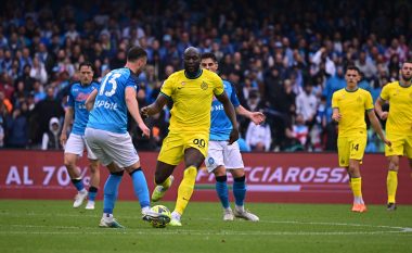 Napoli si kampion merr fitore dramatike ndaj Interit
