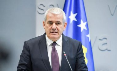 Reagon Sveçla pas kritikave nga SHBA-ja: Po inkurajoni Radojçiqin për të sulmuar policët e Kosovës
