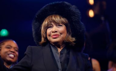 Vdes artistja e madhe Tina Turner