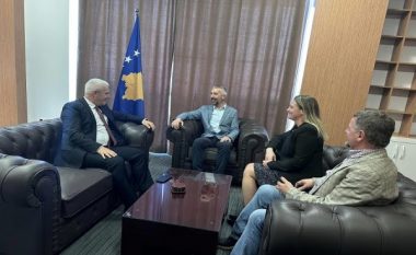 ​Sveçla viziton kryetarin e veriut të Mitrovicës: Si çdo komunë tjetër do të përjetojë progresin e merituar