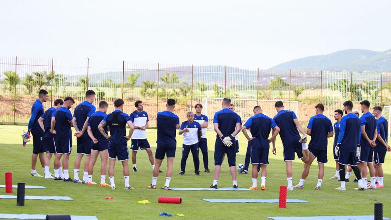 Grupi po kompletohet – Kosova zhvillon stërvitjen e dytë para ndeshjes me Rumaninë