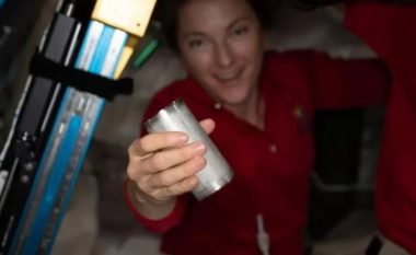 NASA shndërron 98 për qind të urinës dhe djersës në ISS në ujë të pijshëm