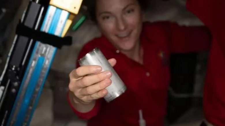 NASA shndërron 98 për qind të urinës dhe djersës në ISS në ujë të pijshëm