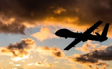 Forcat Ajrore të SHBA-së mohojnë se droni me inteligjencë artificiale e ka sulmuar operatorin e saj në testimet virtuale