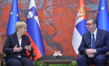Vuçiq kritikoi gazetarin slloven, reagon presidentja Sllovenisë