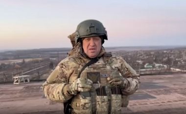 Prigozhin bie dakord të “ndalojë avancimin e trupave në Moskë”, kthen ushtarët në baza