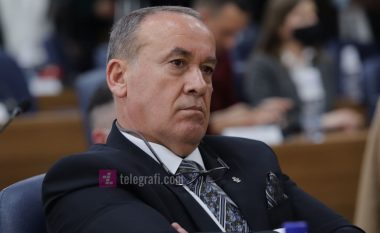 Kuvendi Komunal në Prishtinë shkarkon kryesuesin Fehmi Kupina