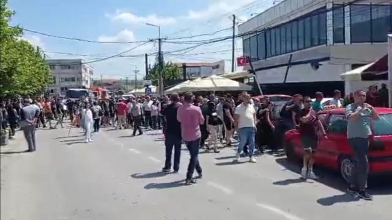 Edhe sot protestë në Graçanicë, policia paralajmëron bllokimin e rrugës Prishtinë-Gjilan