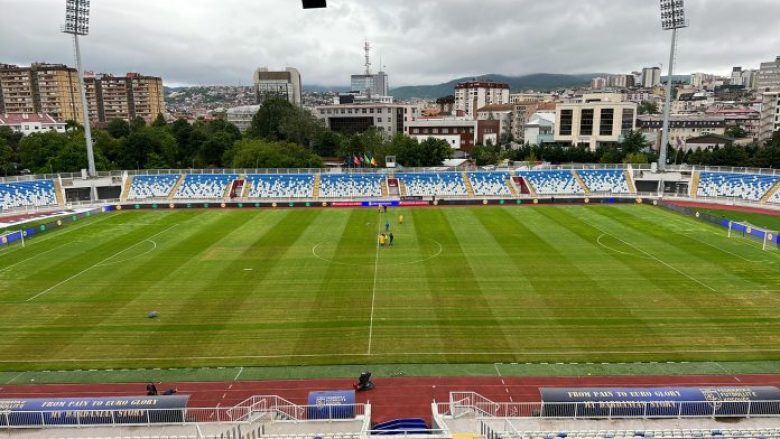 Si është gjendja e fushës në stadiumin “Fadil Vokrri” para ndeshjes Kosovë-Rumani?