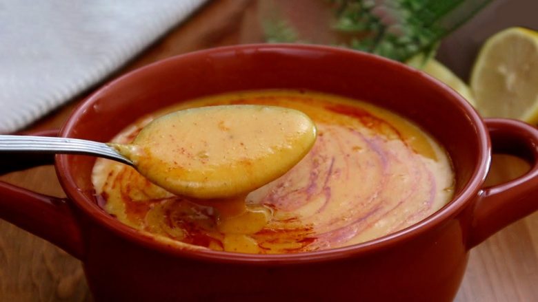Supë me thjerrëza: E shijshme, kremoze dhe shumë e shëndetshme
