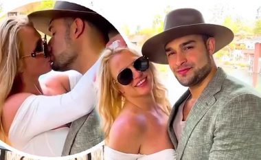 Britney Spears dhe Sam Asghari publikojnë video në momente intime, teksa shijojnë pushimet në një vend tropikal
