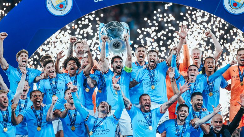 Festa e Manchester Cityt pas morën trofeun si më të mirët e Evropës