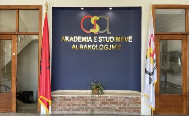Akademia e Studimeve Albanologjike padit qeverinë, kërkon shfuqizimin e vendimit për mbylljen e institucionit