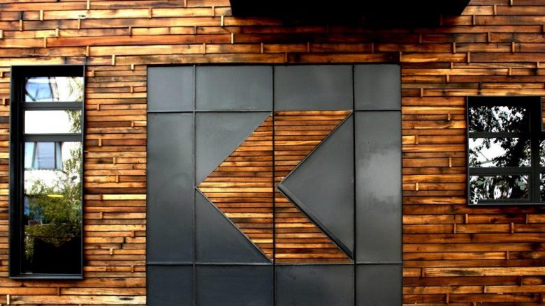 Klan Kosova: Qeveria po i bën presion KPM-së ta mbyllë sonte televizionin tonë