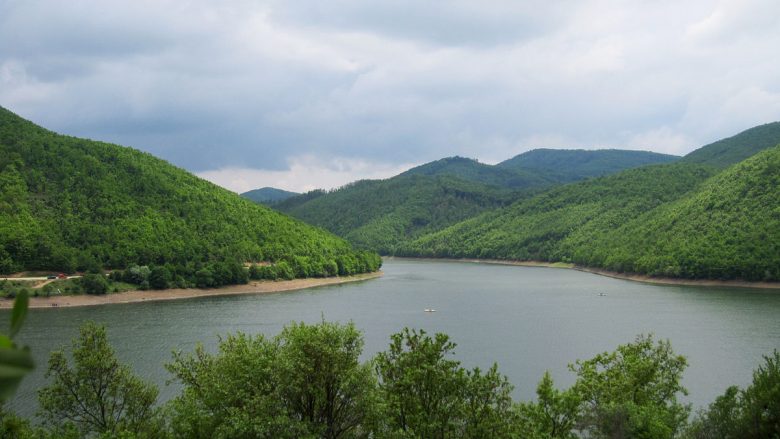 KRU “Prishtina” njofton për nivelin e ujit në Liqenin e Batllavës dhe të Badovcit