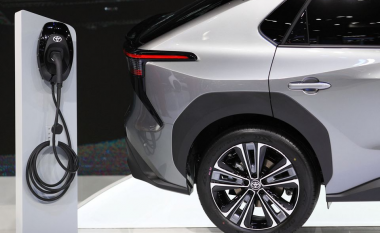 Toyota prezanton plane gjithëpërfshirëse për teknologjinë e re të baterive, sjell inovacion në industrinë e veturave elektrike