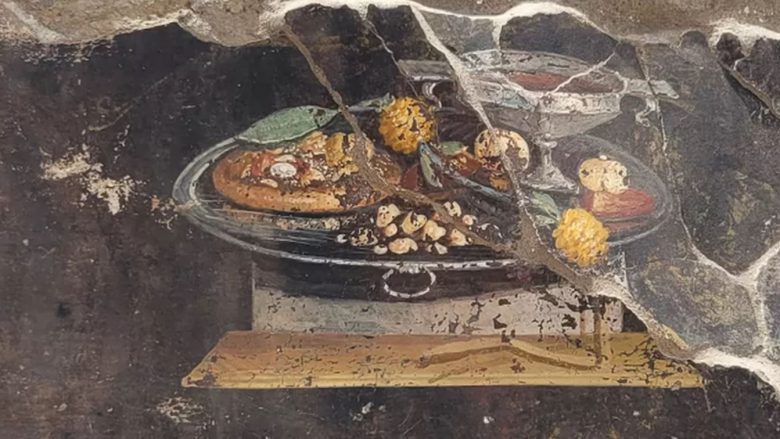 Arkeologët e Pompeit zbulojnë pikturën 2,000 vjeçare të “picës”