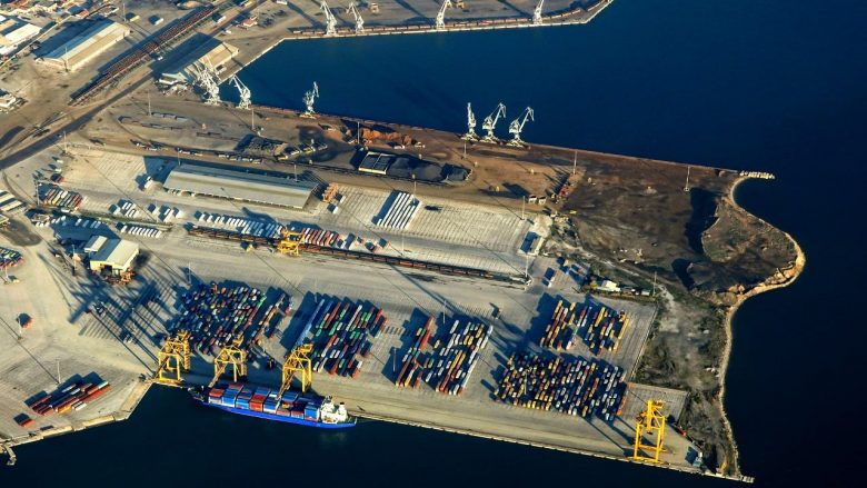 Kapen 160 kg kokainë në portin e Selanikut, dyshohet se destinacioni ishte Shkupi