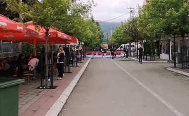 Vazhdojnë protestat në Zveçan e Leposaviq