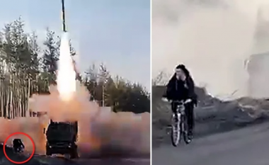 Çiklisti ukrainas vazhdon rrugën sikur nuk po ndodh asgjë në momentin që rusët shkrepin një raketë