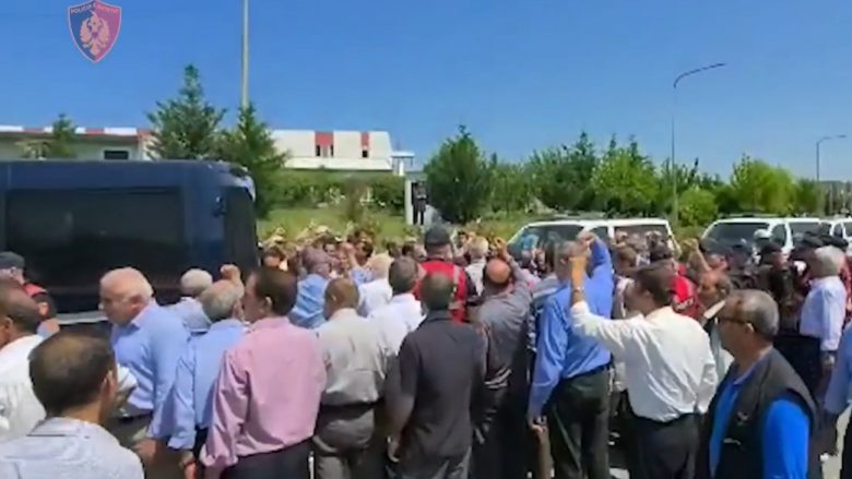 Ndërhyrja në kampin e opozitarëve iranianë në Shqipëri, policia publikon pamjet