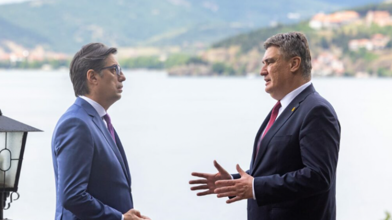 Pendarovski dhe Milanoviq diskutuan për procesin e skriningut me BE-në dhe mbështetjen nga Kroacia