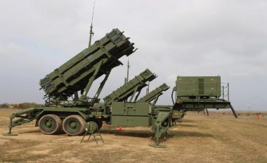 SHBA-ja, Britania, Danimarka dhe Holanda do të dërgojnë raketa të mbrojtjes ajrore në Ukrainë