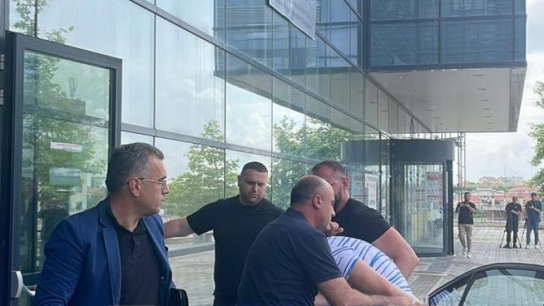 I prangosur sillet në gjykatë Milun Milenkoviq- Llune, i dyshuari për sulm ndaj KFOR-it