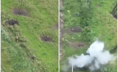 Forcat ukrainase i ndjekin dy ushtarët rusë që po vraponin për të shpëtuar, njëri prej tyre e pëson keq kur goditet nga droni