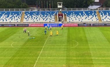 Fusha në gjendje të rënduar, seriozisht rrezikohet shtyrja e ndeshjes Kosovë-Rumani