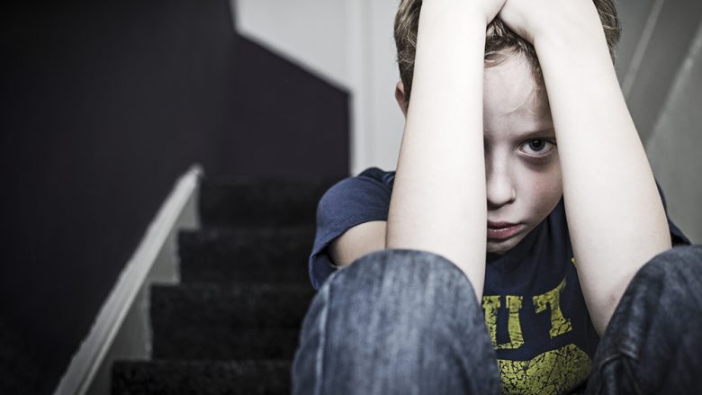 Traumat e fëmijërisë shkaktojnë depresionin, përdorimin e alkoolit, drogave dhe jo vetëm