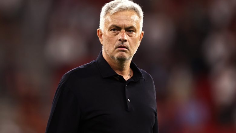 Se Mourinho e ka seriozisht aventurën me Romën, tregon edhe oferta e çmendur që e ka refuzuar nga Al-Hilal