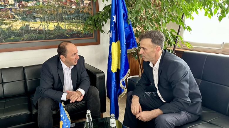 Aliu pas takimit me kryetarin e Leposaviqit: Biseduam për realizimin e projekteve për zhvillim ekonomik për të gjithë qytetarët