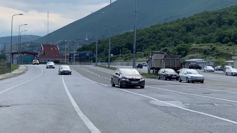 Në vendkalimet kufitare në Maqedoni nuk ka pritje të gjata për hyrje dhe dalje