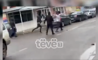 Sulmi ndaj gazetarëve në Leposaviq, i lënduar edhe kameramani i Tëvë1