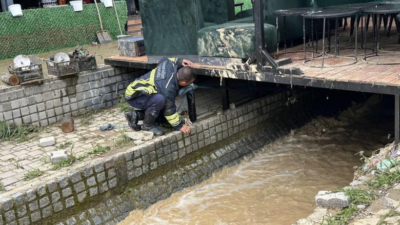 Komuna e Pejës formon shtabin emergjent pas vërshimeve që goditën qytetin
