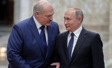 Lukashenko thotë se do të përdorte armët bërthamore ruse pa lejen e Putinit